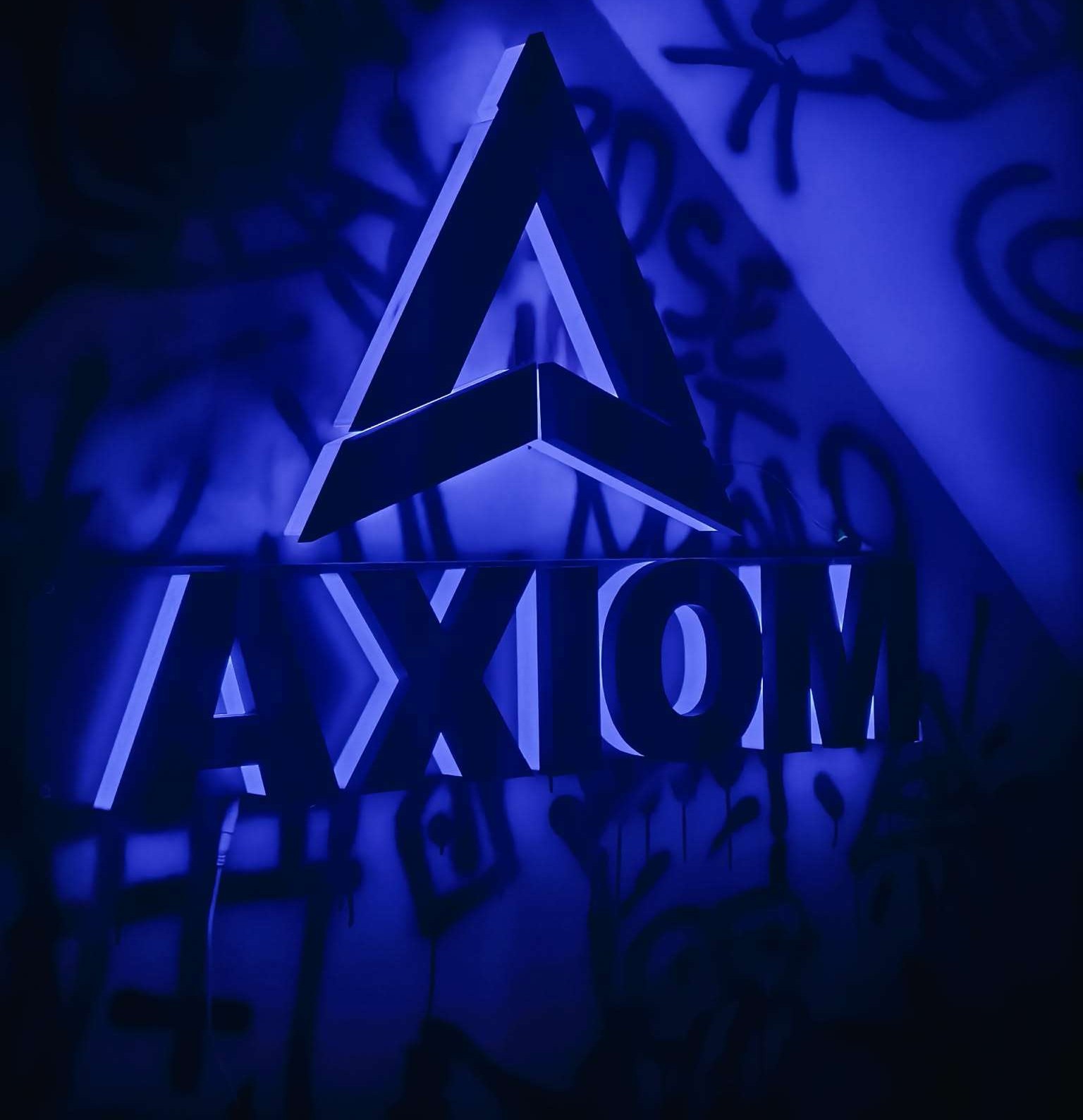 Napis Axiom
